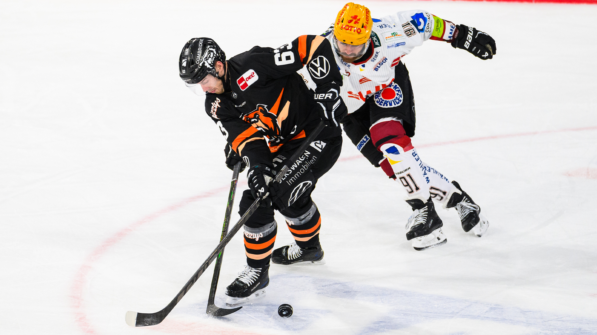 Grizzlys Wolfsburg gg. Pinguins Bremerhaven